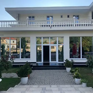Taverna Zisi Hotel Erseke